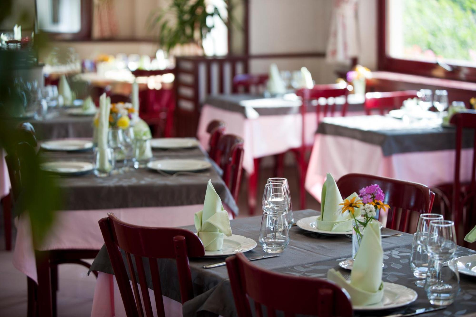 Logis Hotel & Spa Beau-Site Saint-Jean-de-Sixt Kültér fotó