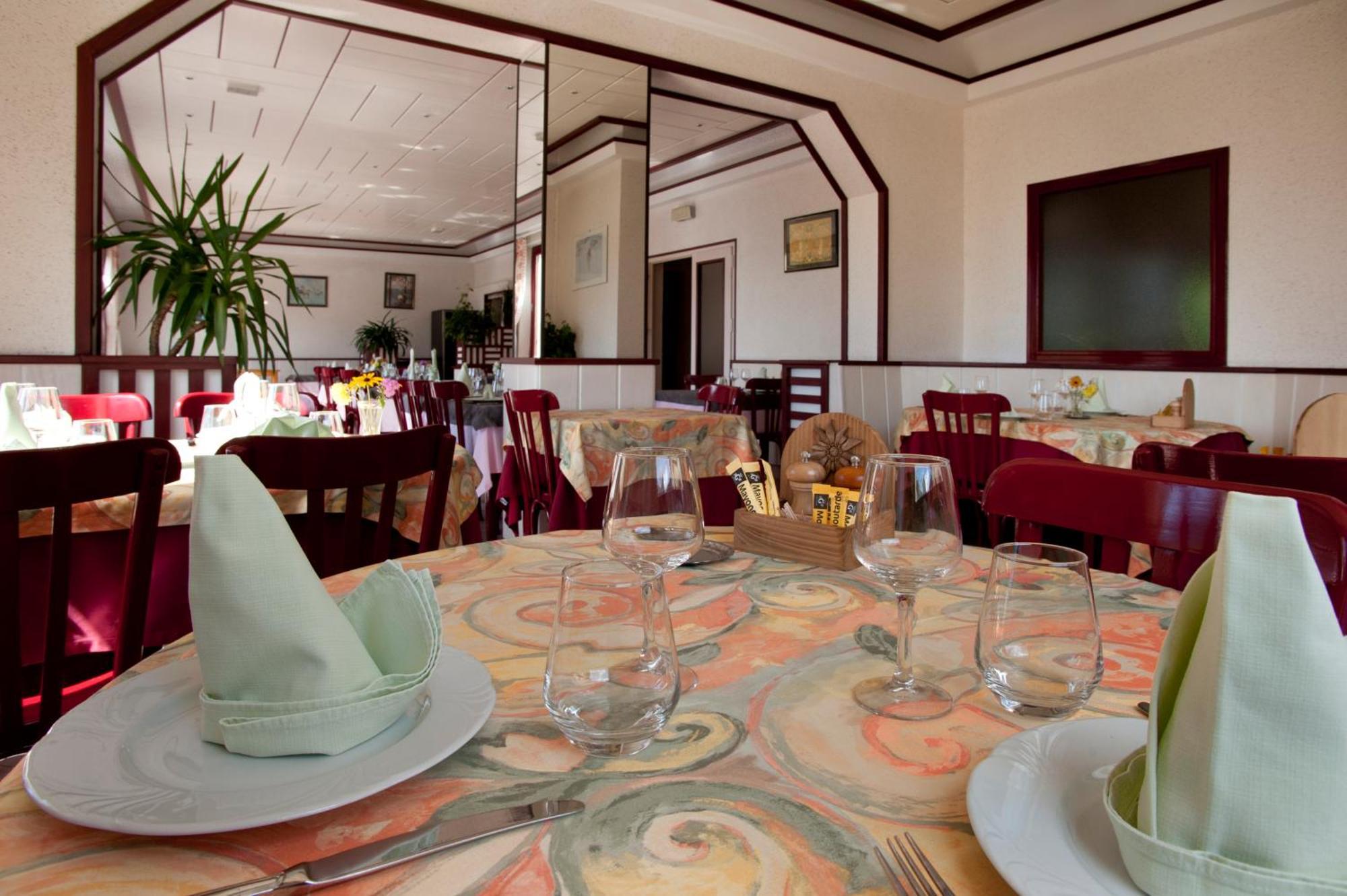 Logis Hotel & Spa Beau-Site Saint-Jean-de-Sixt Kültér fotó